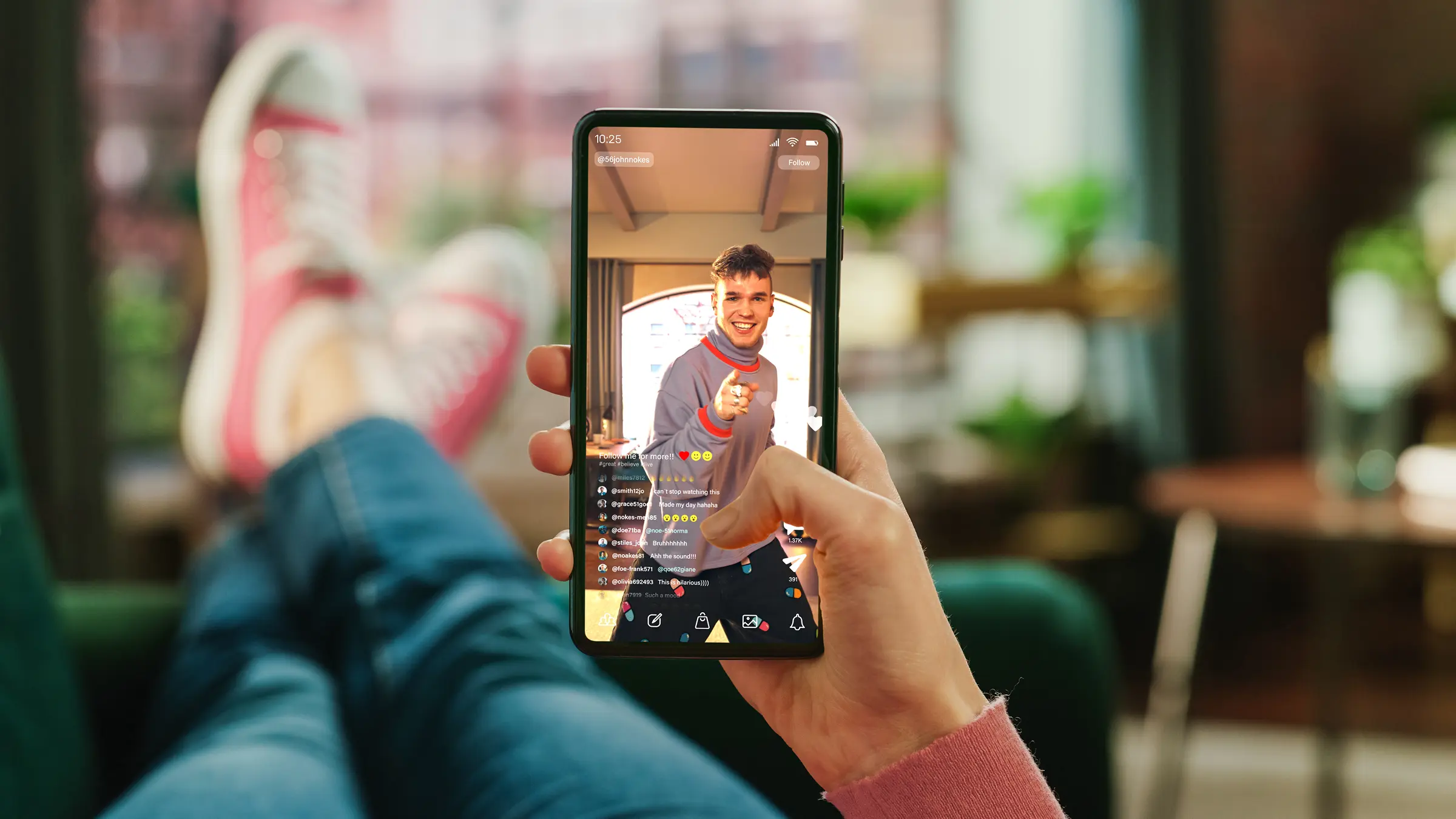 Cover Image for 2026 Micro-Influencer Trends: Authentic Partnerships and AI Tools for Niche SaaS Brand Collaborations